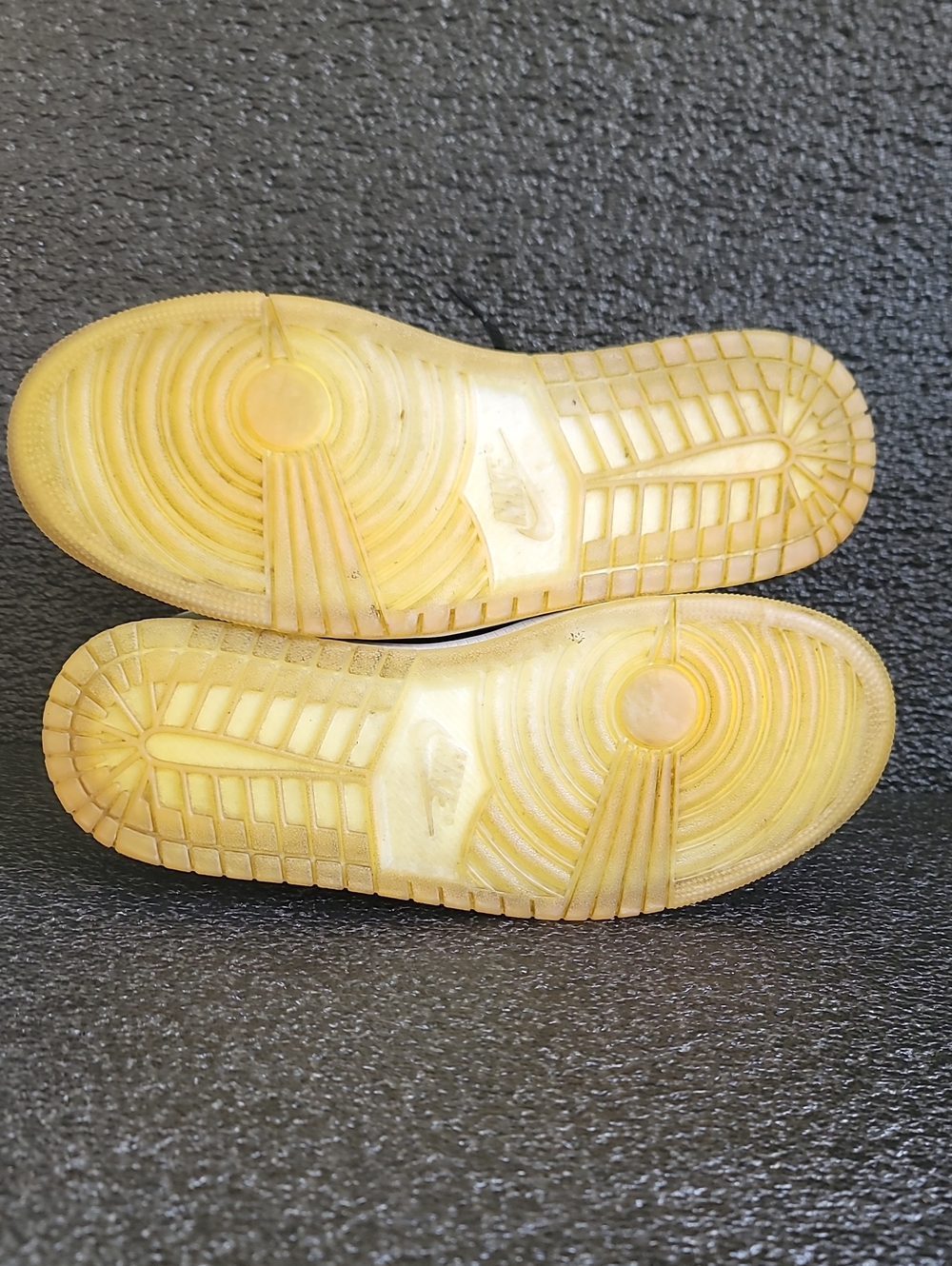 Nike Air Jordan 1 Low SE 'Diamond Iridescent' Wmns 11 Great Cond. Fast Shipping - Picture 12 of 12